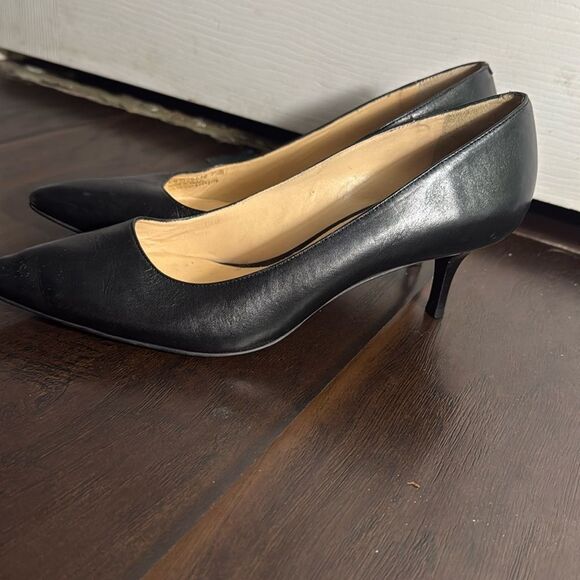 Cole Haan Women’s 7.5 Black Leather Nike Air Pointed Toe 2.5” Heels Pumps D29072 - Picture 1 of 7